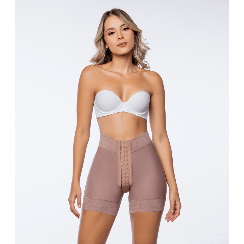 Short Faja Tamara
