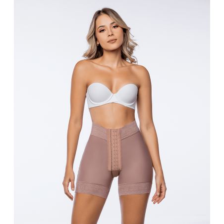 Short Faja Tamara