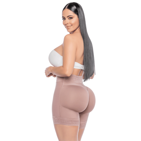 Short Push Up Paulina